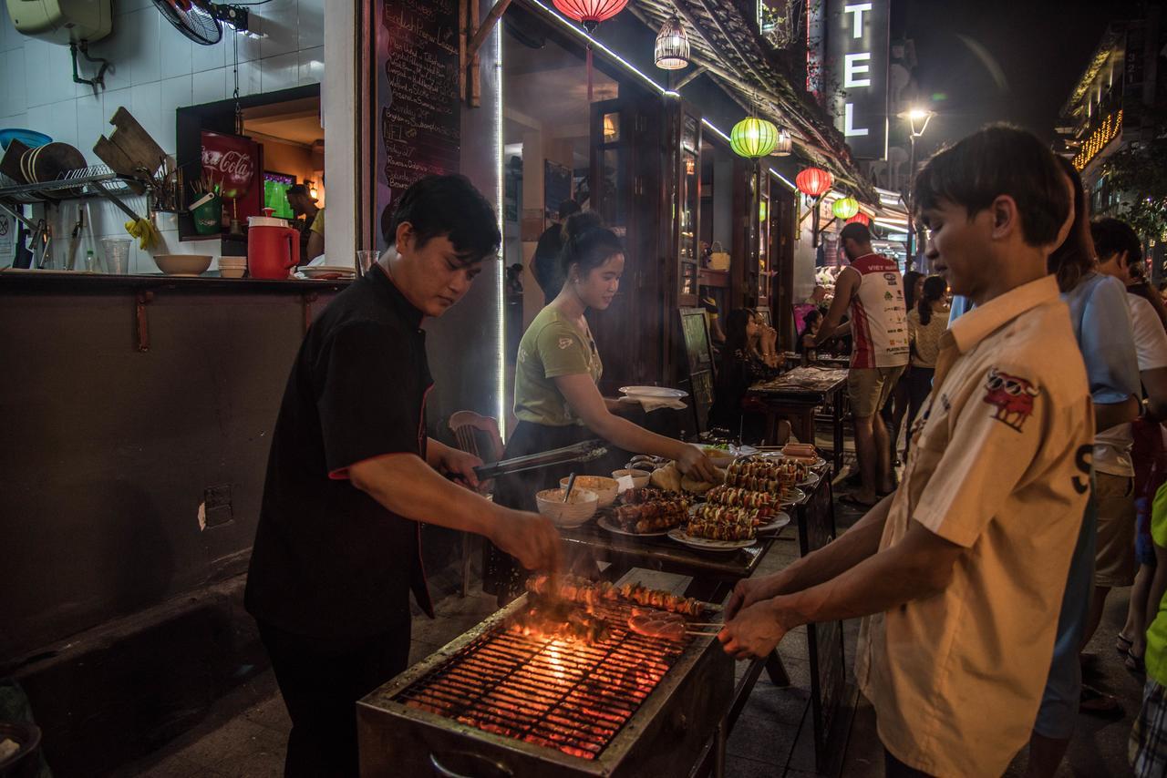 Vietnam Backpacker Hostels - Hué Eksteriør billede