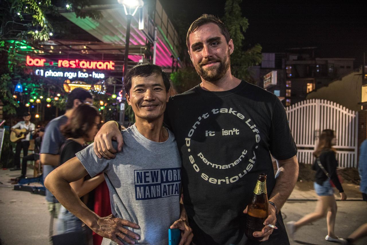 Vietnam Backpacker Hostels - Hué Eksteriør billede