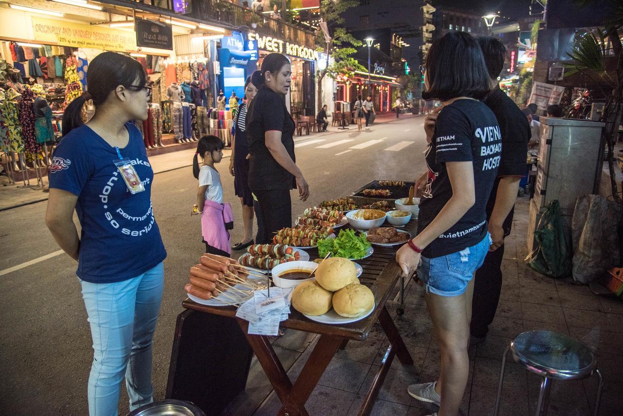 Vietnam Backpacker Hostels - Hué Eksteriør billede
