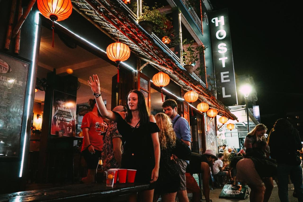 Vietnam Backpacker Hostels - Hué Eksteriør billede