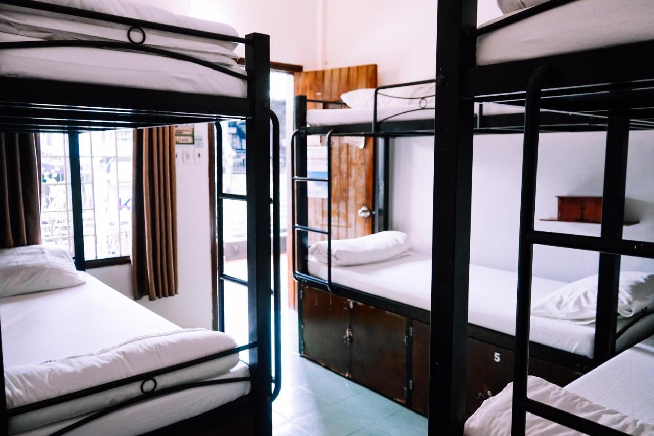 Vietnam Backpacker Hostels - Hué Eksteriør billede